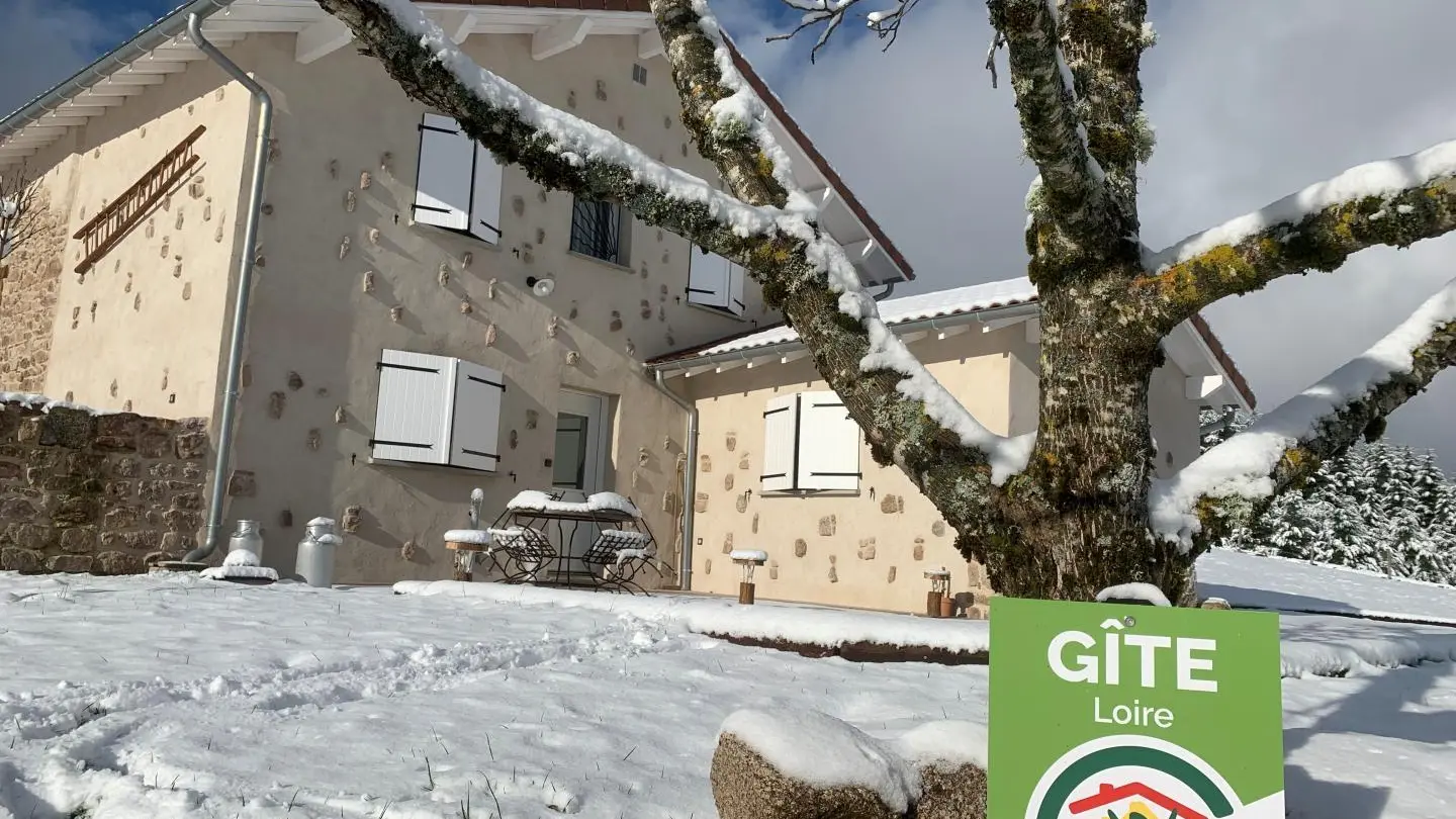 Gîte sous la neige