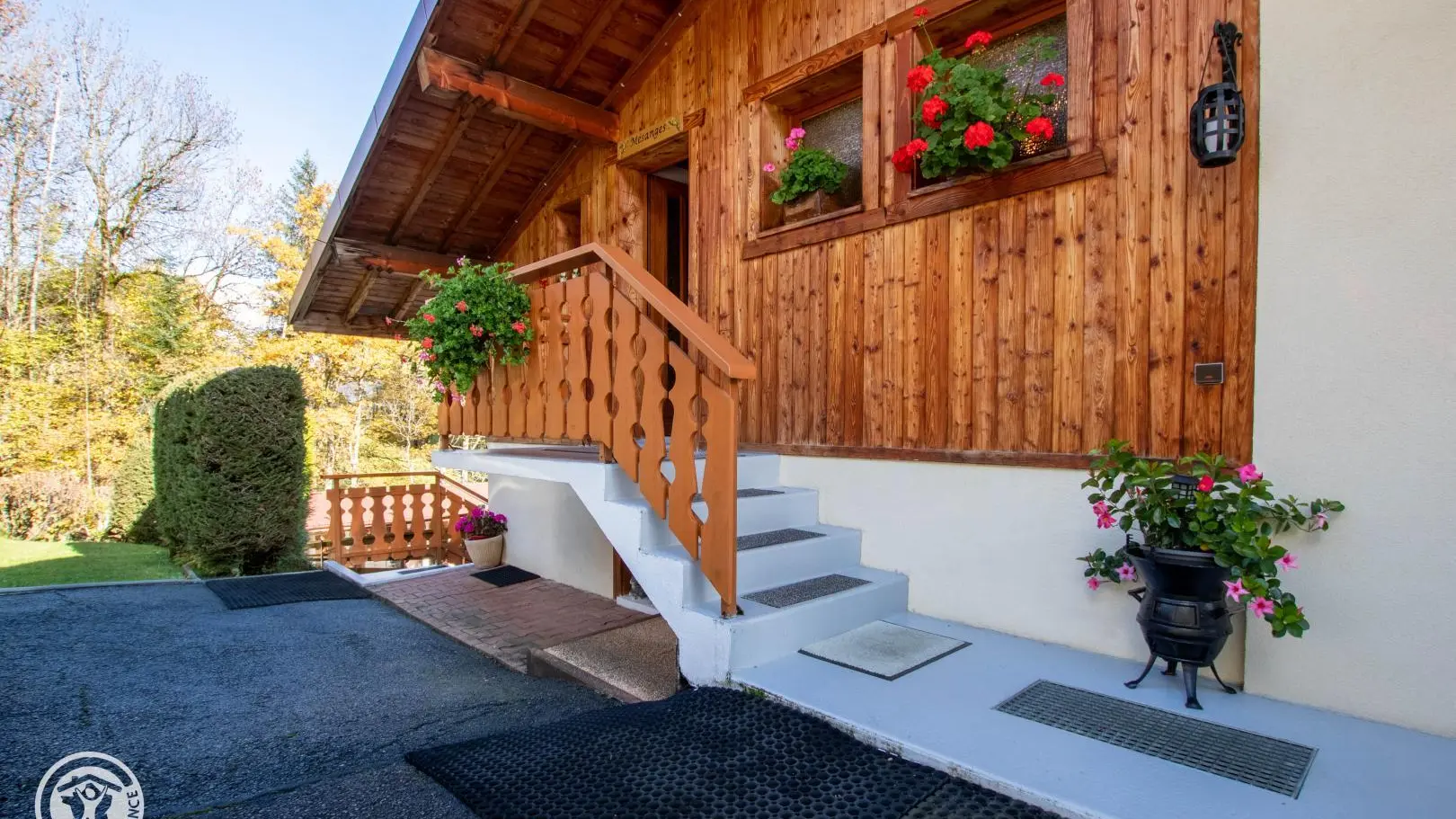 escalier d'accès au gîte