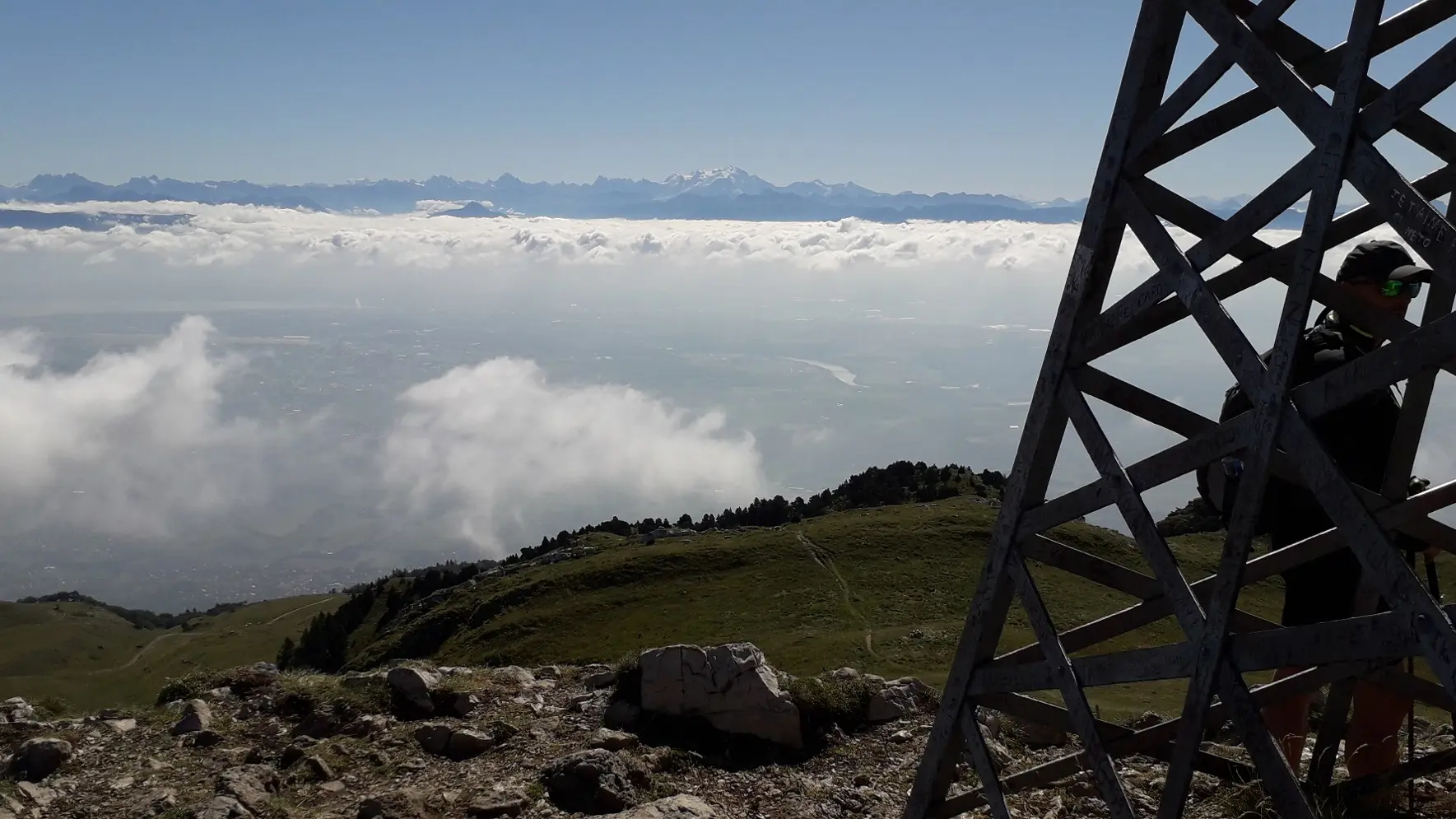 Les Alpes vues du Reculet