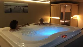 Jacuzzi spa