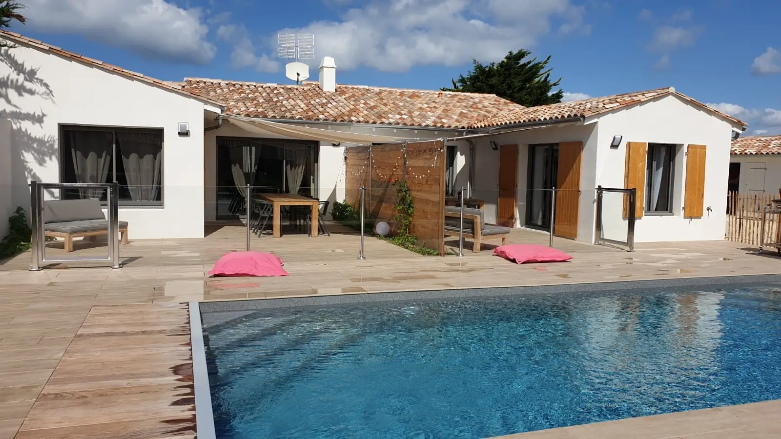 Terrasses privatives et piscine extérieure chauffée