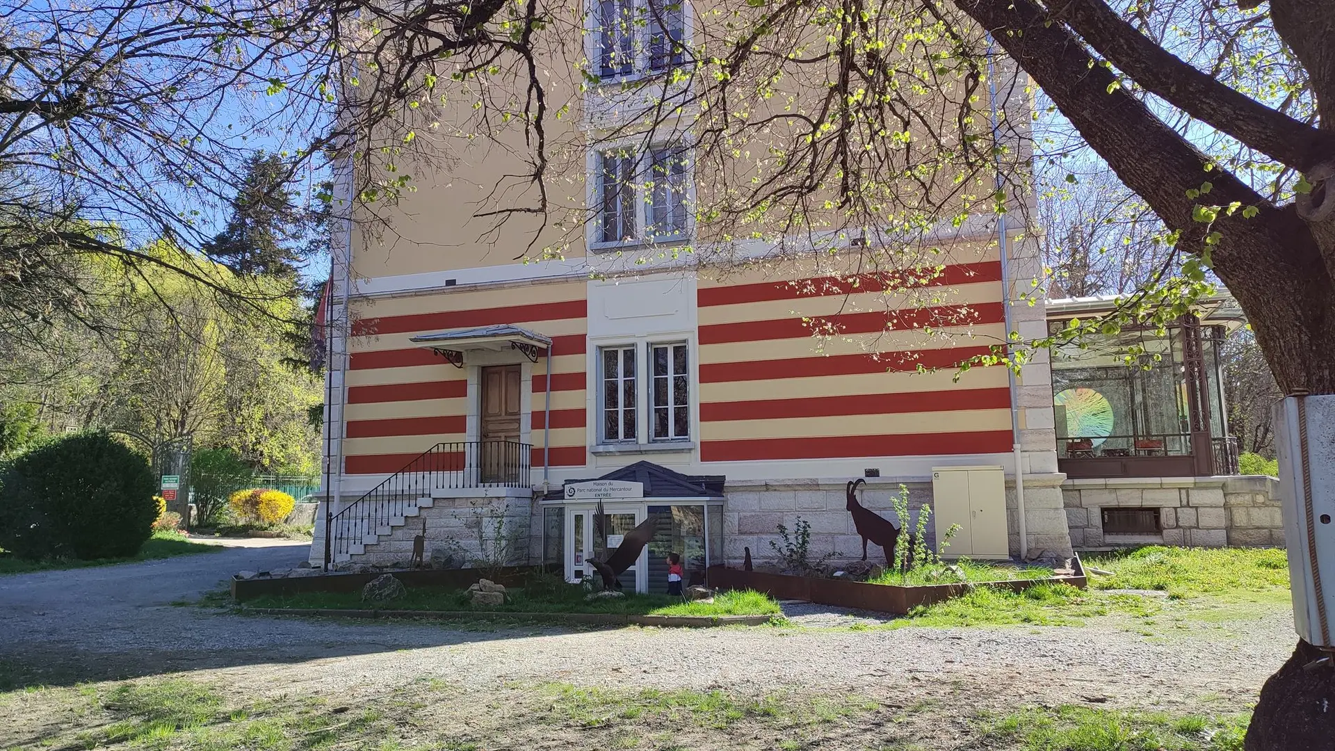 Entrée de la maison du Parc