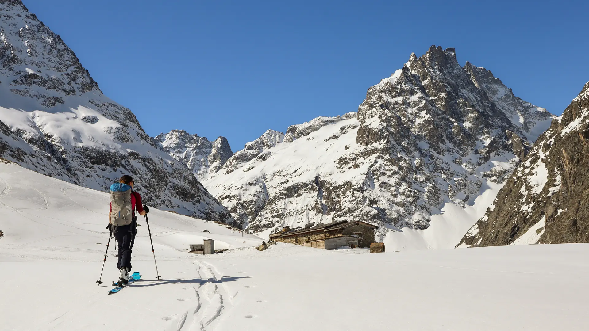 Ski de rando jusqu'au refuge