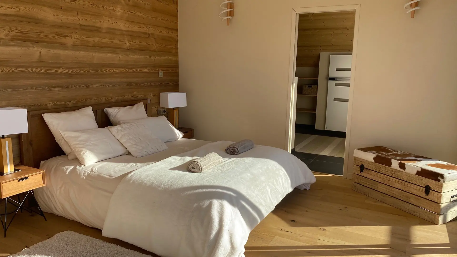 Suite parentale avec accès salle de bains