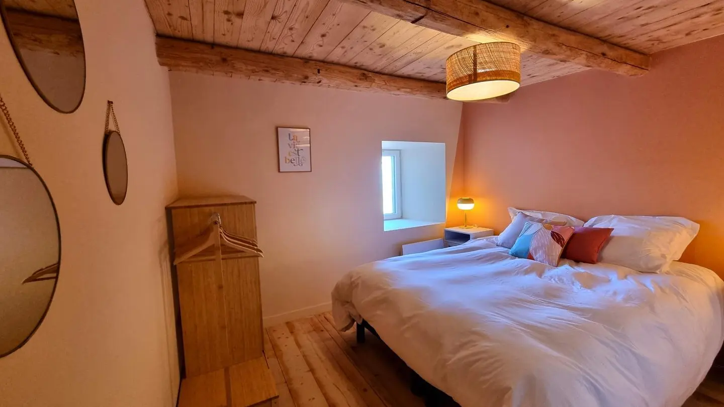 Chambre 3 : un lit 160x200.