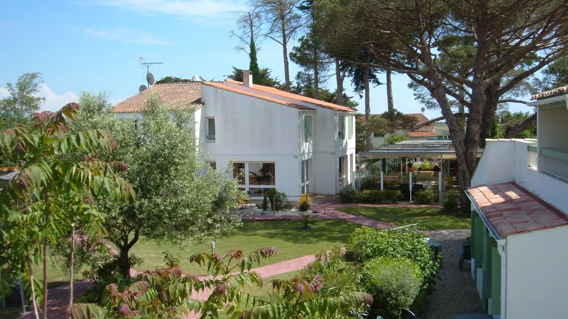 Extérieur Hôtel Parasol