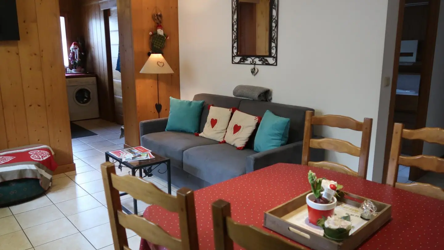 Votre petit coin douillet  canapé neuf très confortable