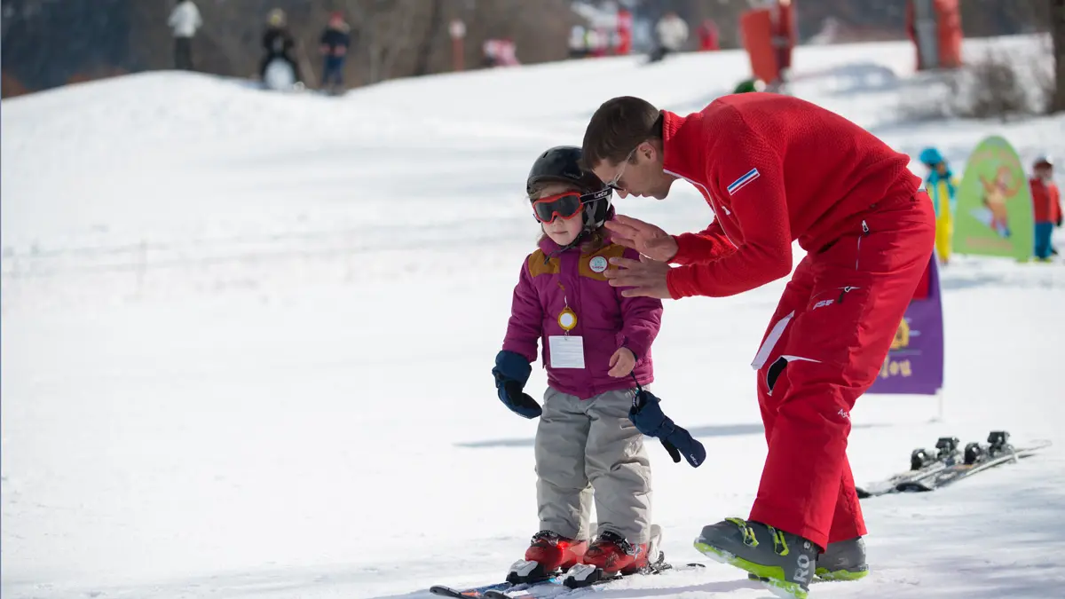 Cours de ski alpin avec l'ESF d'Ancelle, vallée du Champsaur