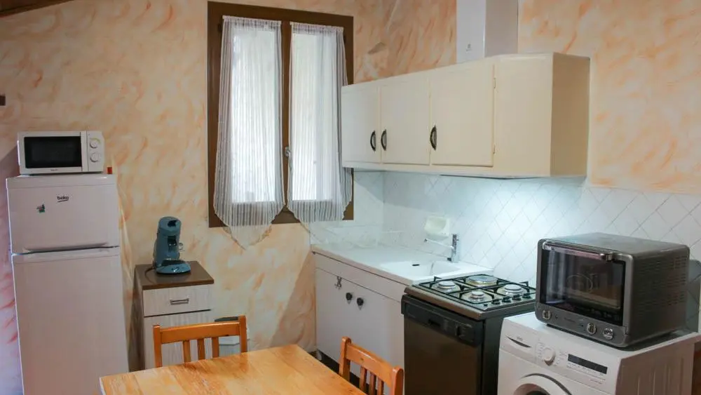 salon/ salle à manger/ cuisine