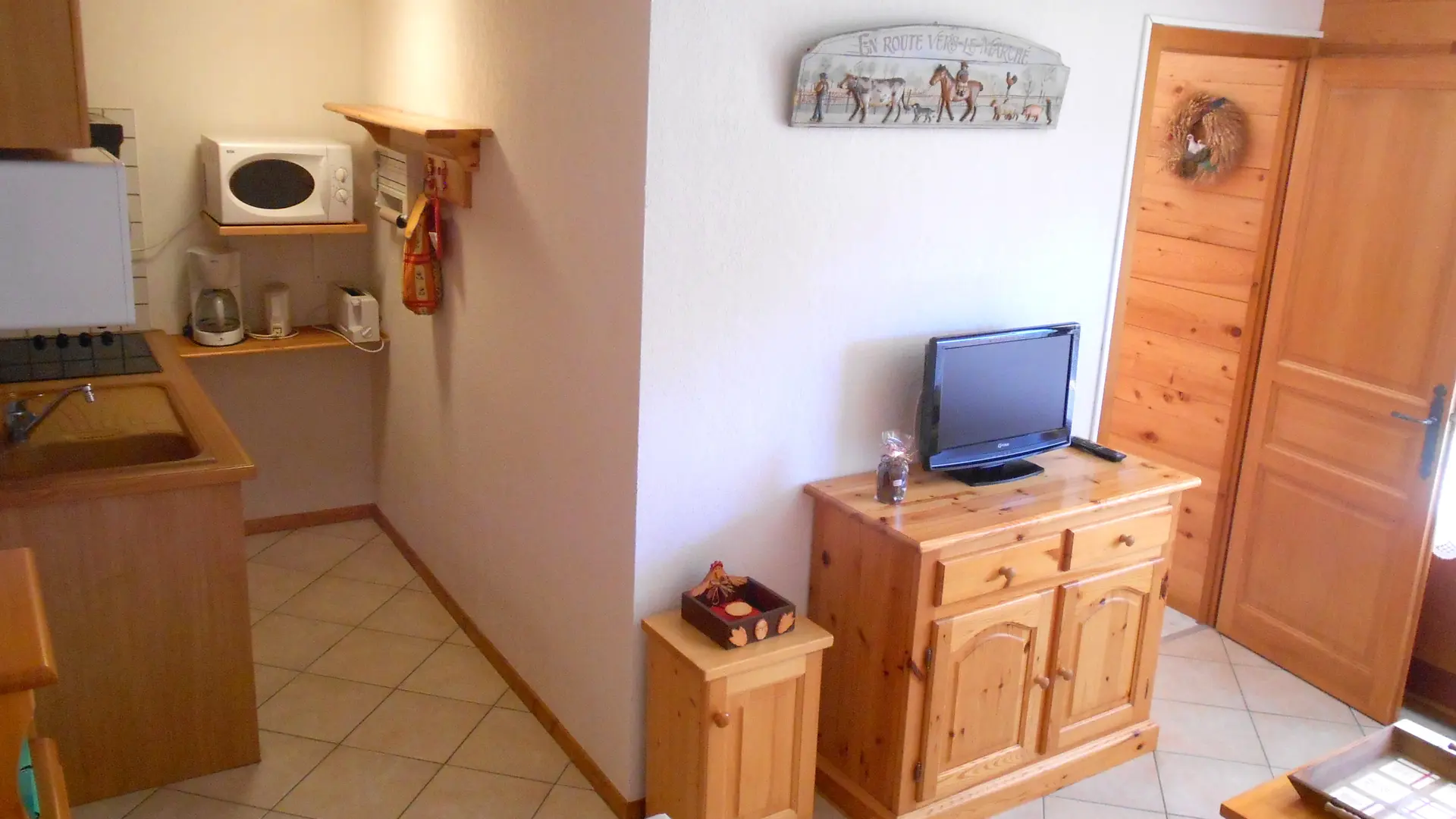 Cuisine et séjour/Kitchen and living room-Cornillon C n°3-Le Grand-Bornand