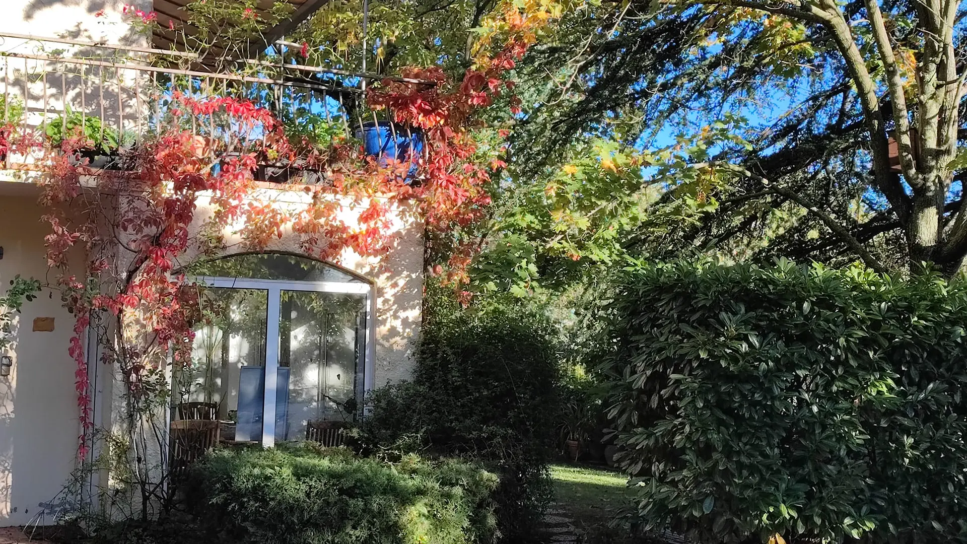 L'Oustaù Dou Pichoun Blu en mode automne