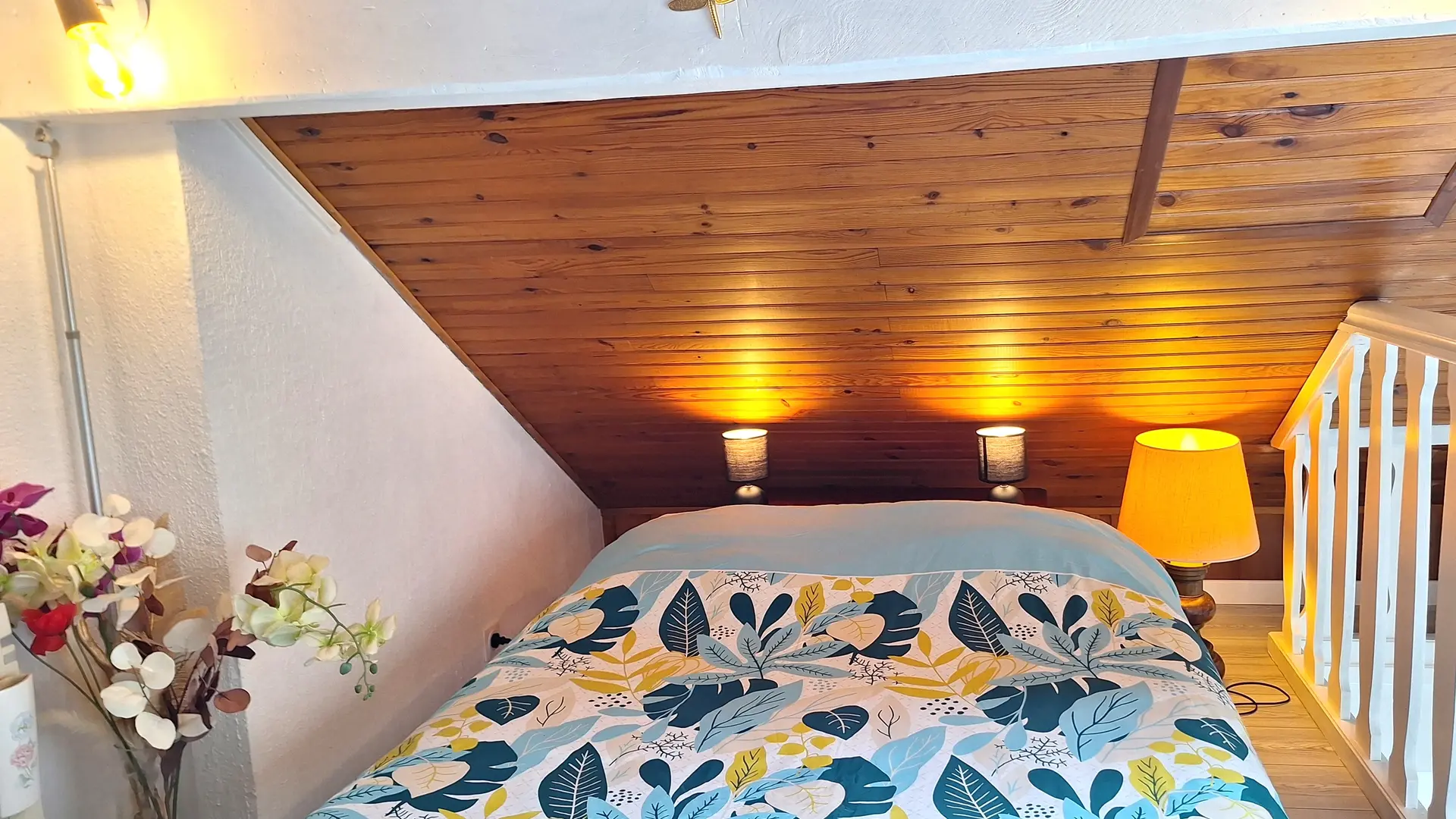 coin mezzanie avec canapé convertible en lit