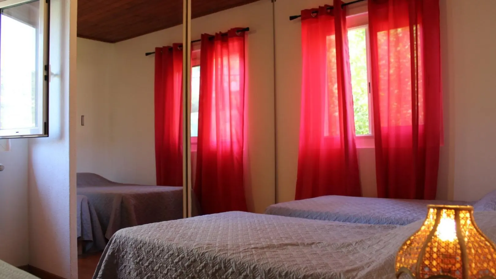 Gîte Ferion-Chambre-triple-Contes-Gîtes de France des Alpes-Maritimes
