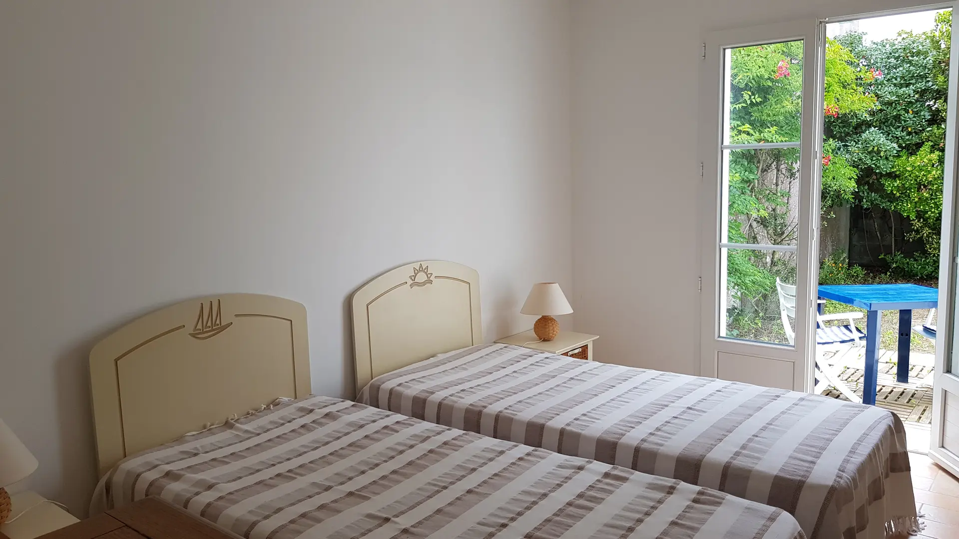 Chambre 4 (aile indépendante)