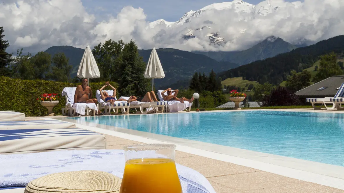 Piscine de l'hôtel aux Ducs de Savoie