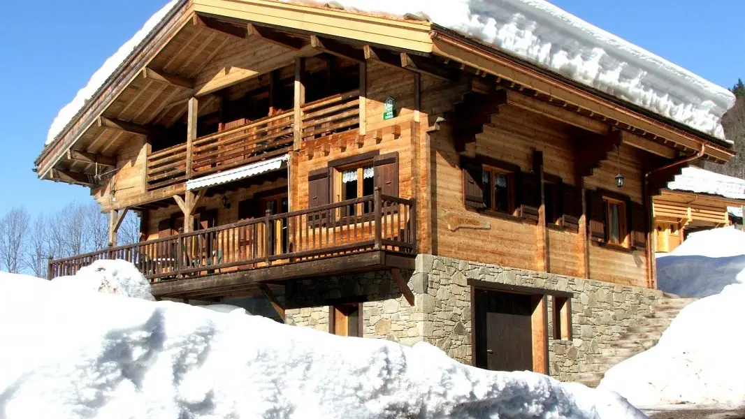 Façade sud du chalet