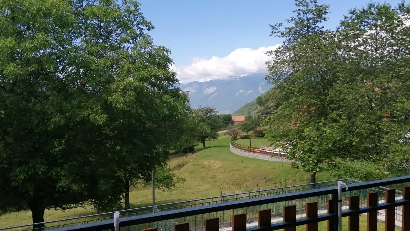 Vue sur le massif de la chartreuse.