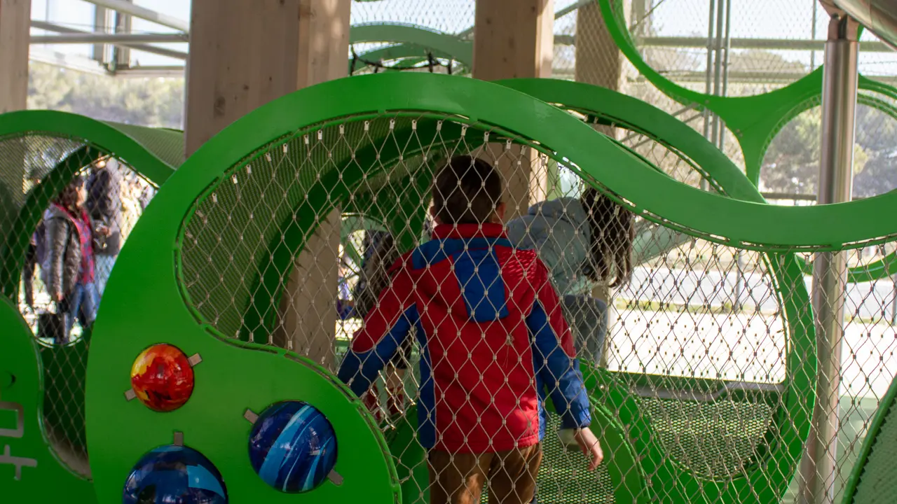 La Box, Istres - Aire de jeux gratuit et couvert