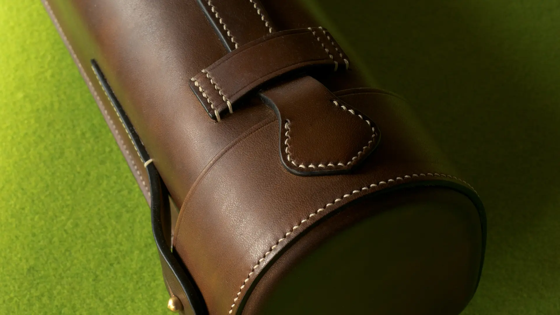 Détail couture sellier