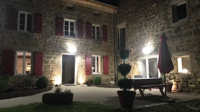 Source de nature - Gîte 4* à Estivareilles