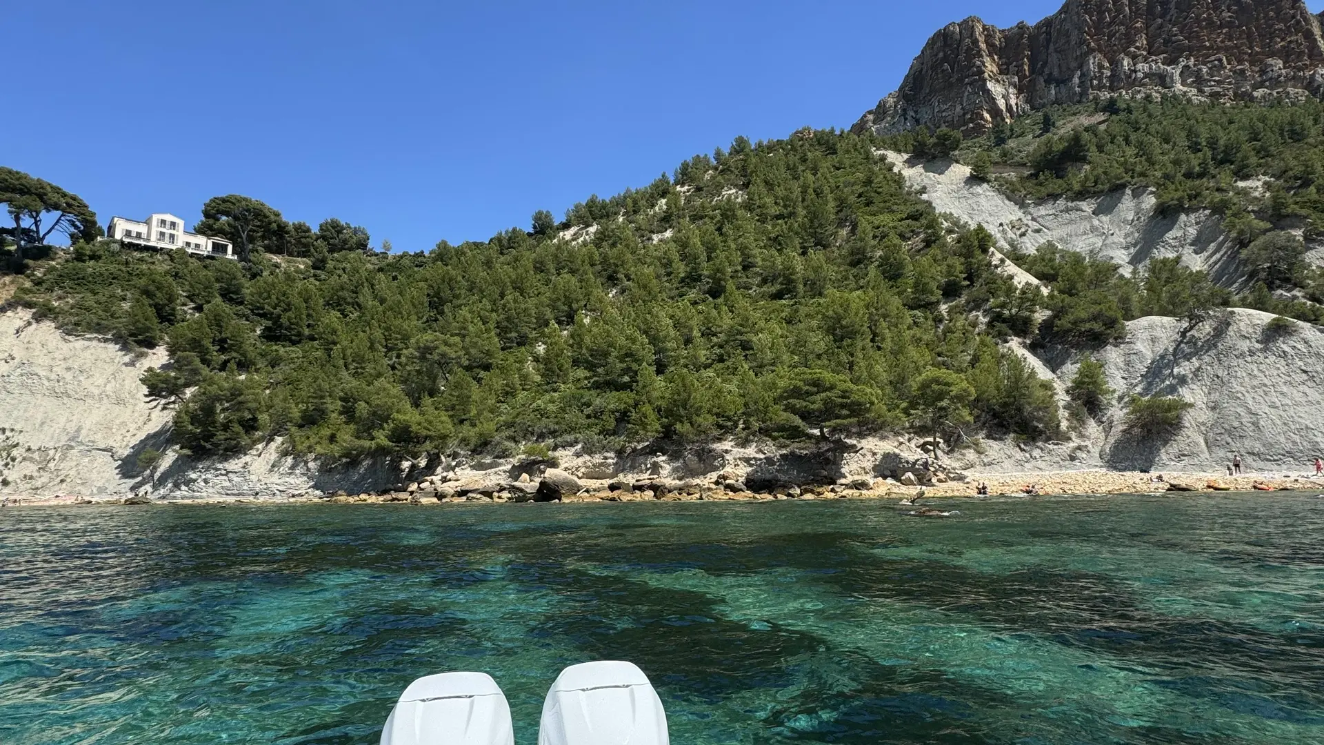 Location de Bateaux avec le Boat Club de la Madrague_Saint-Cyr-sur-Mer