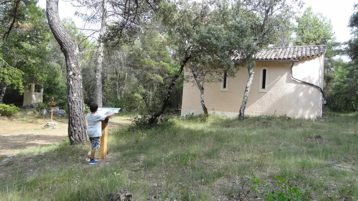 Chapelle Saint Ulphar, Fox Amphoux