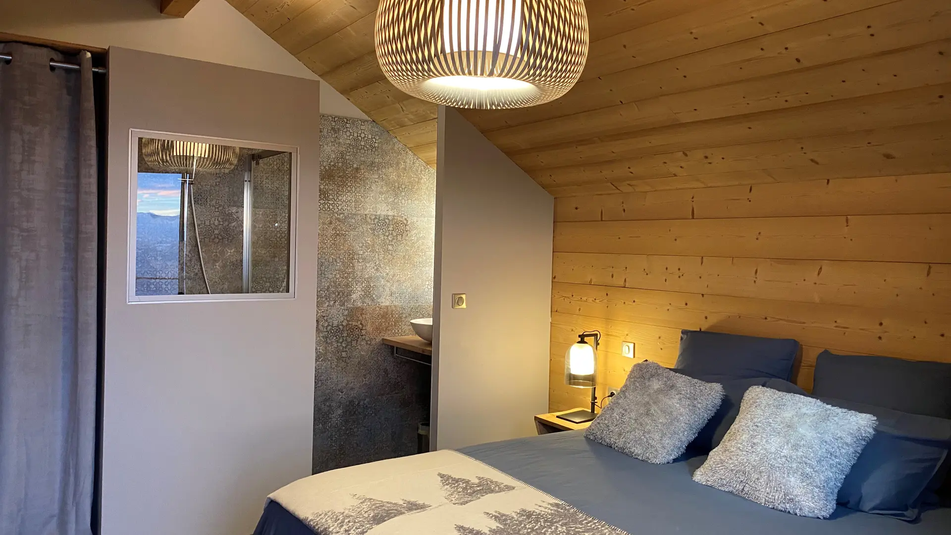 Chambre Lac avec salle d'eau