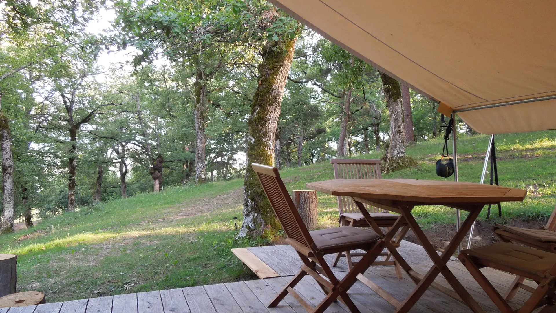 Tente safari lodge terrasse