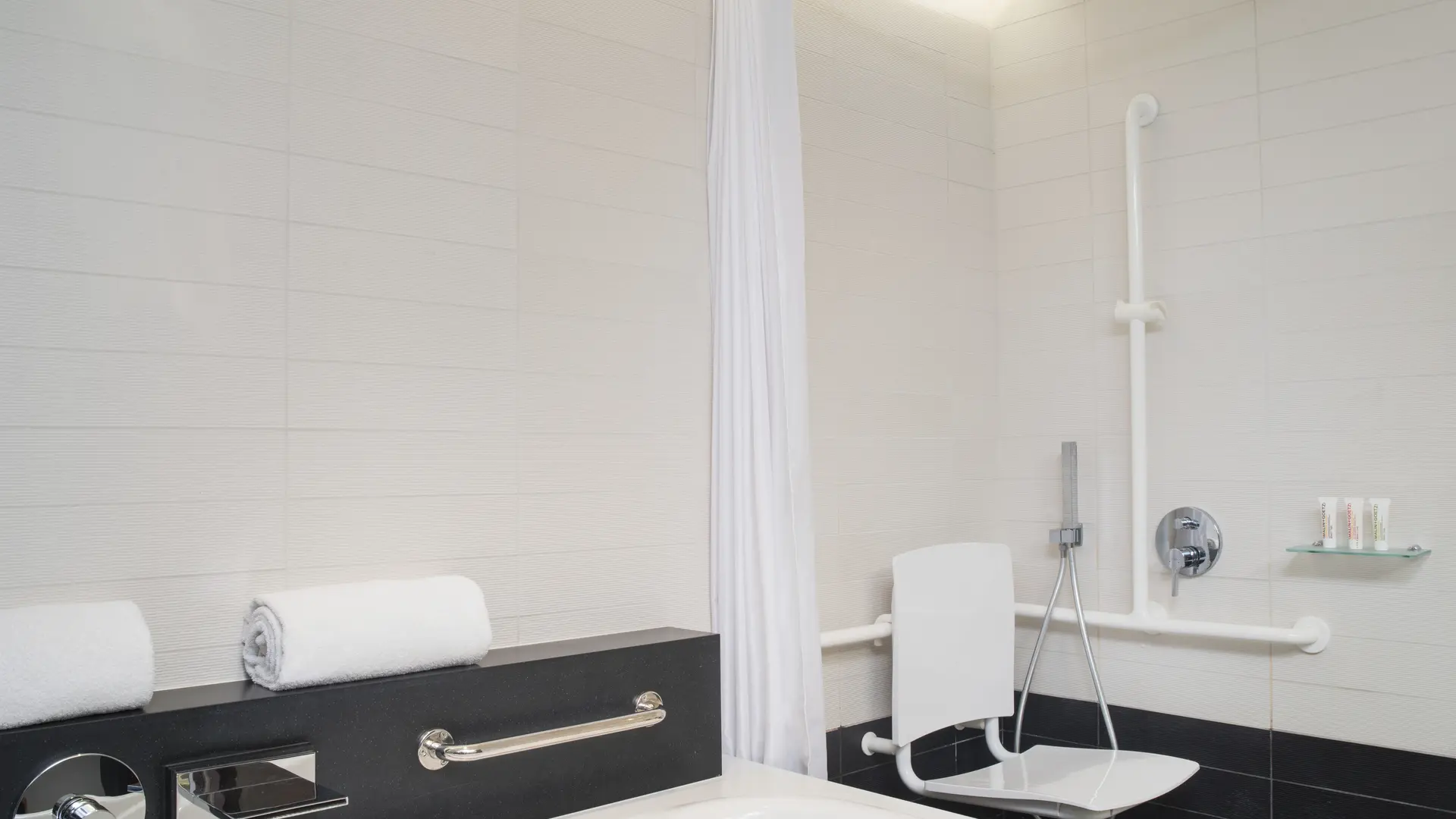 Salle de bain - Le Domaine Nouméa, Series by Marriott