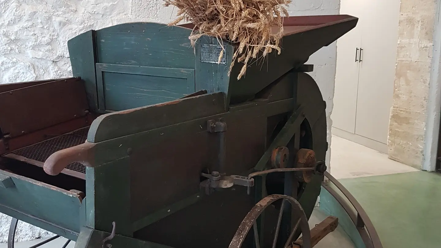Moulin Peyre_Mouriès_charrette