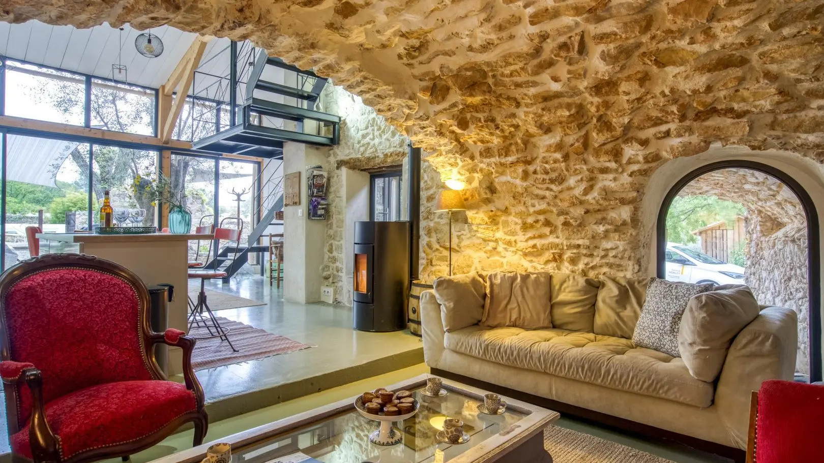 Salon Mas d'Osmeea (4 pers.) à Roquefort-les-Pins Gîtes de France Alpes-Maritimes