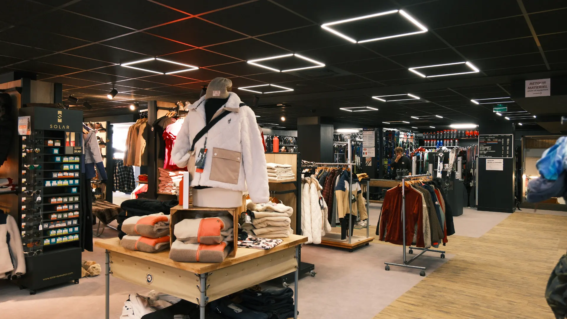 Magasin Skimium Val Ski Shop à Val-d'Isère