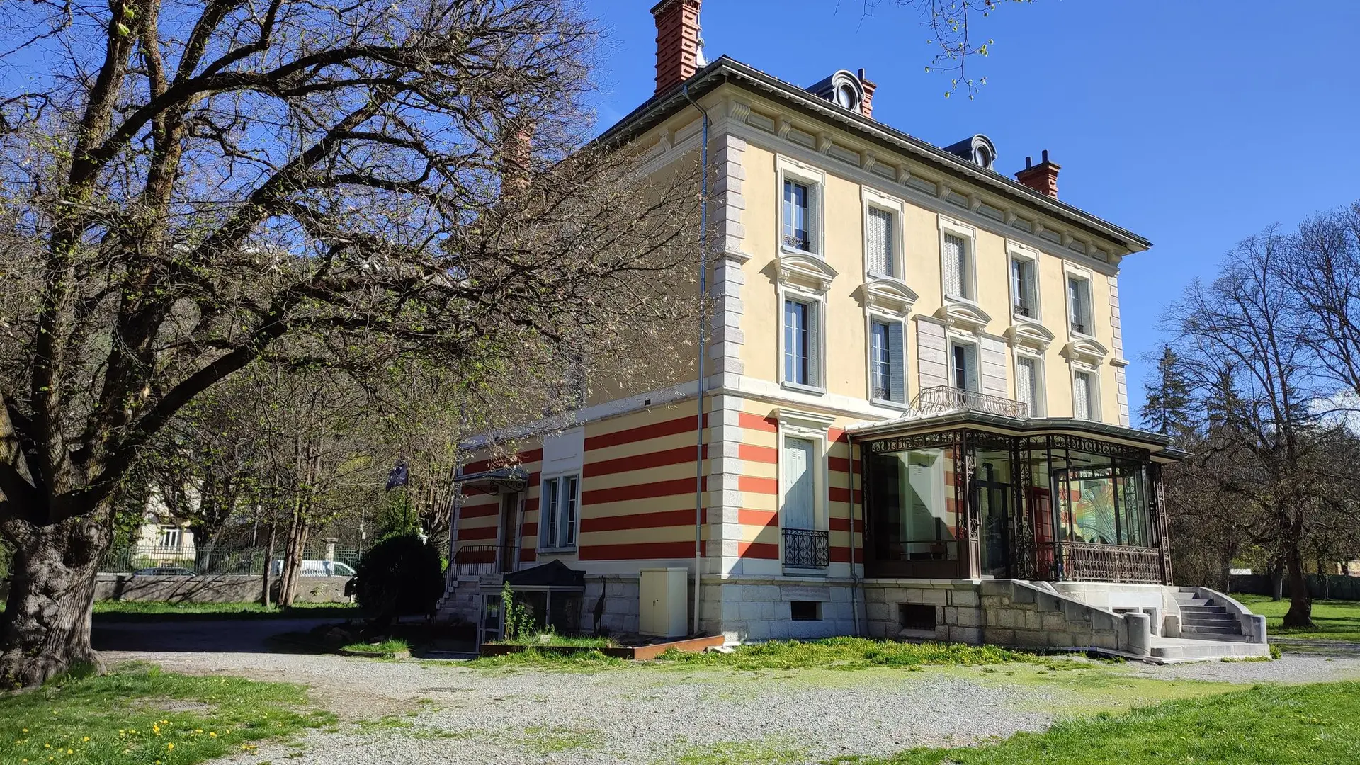 Entrée de la maison du Parc