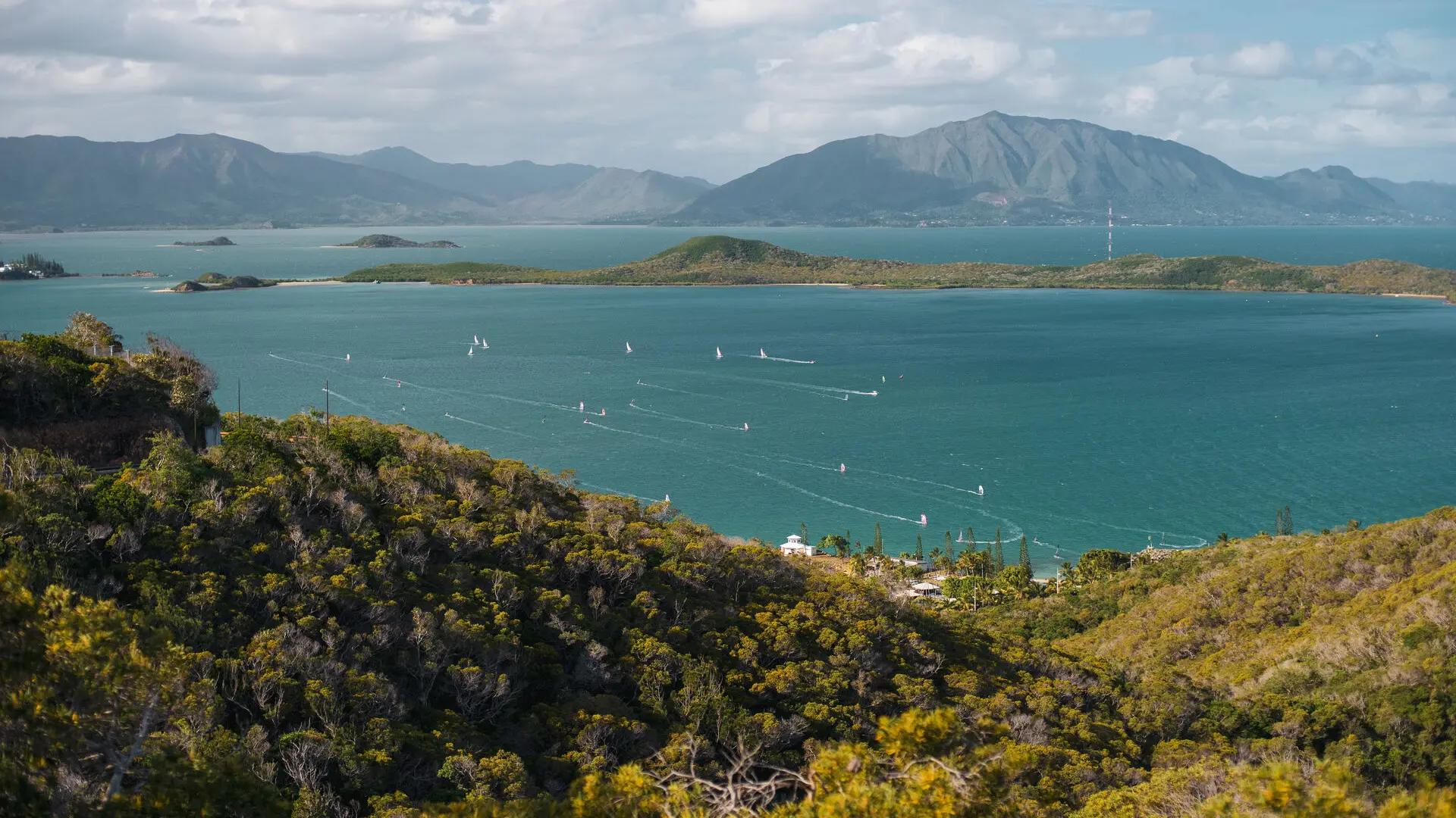 Ouen Toro lookout