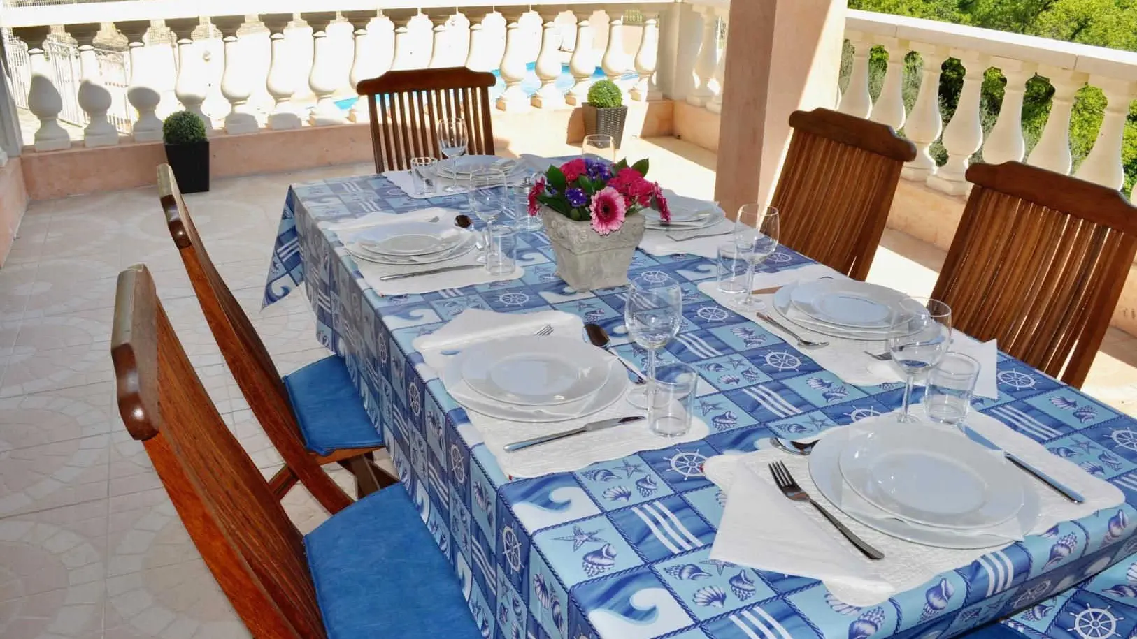 Terrasse Gîte La Rose Gîtes de France Alpes-Maritimes à Bendejun