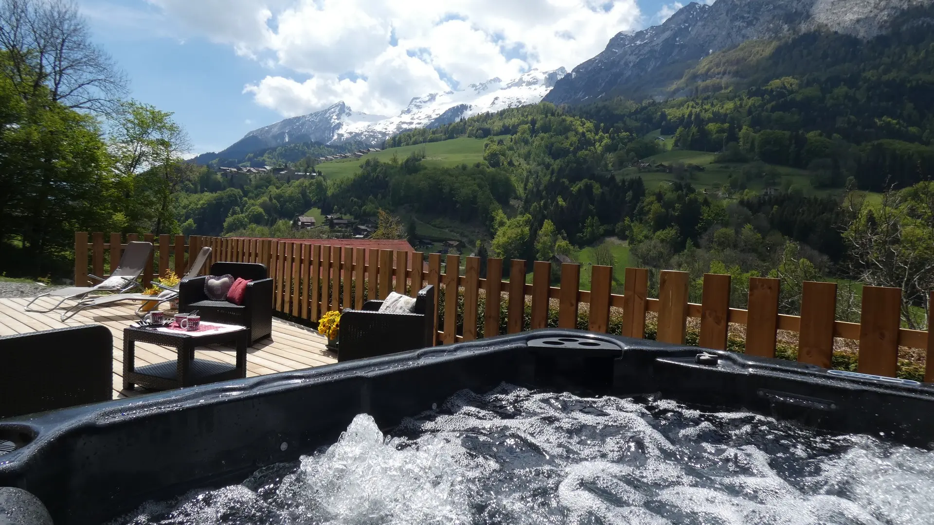 Spa terrasse - Chalet l'Ecureuil - Thônes, Haute-Savoie