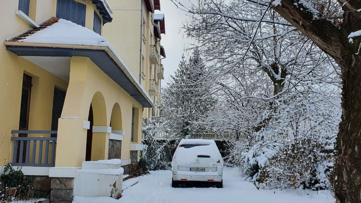 Maison - Parking devant