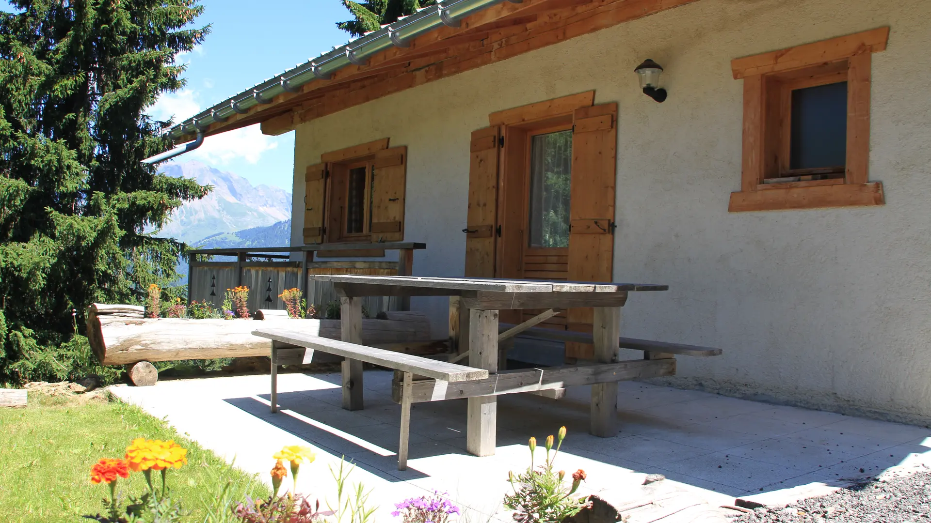 Terrasse Chalet Mandallaz