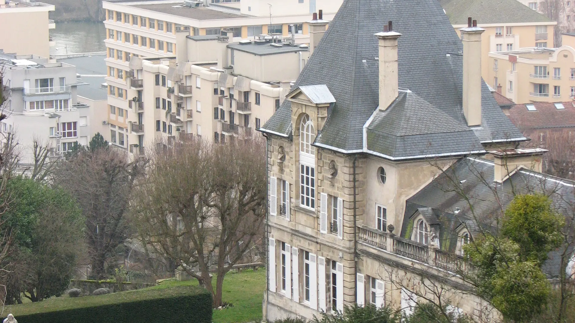 Jardins en dentelle du Pavillon Sully