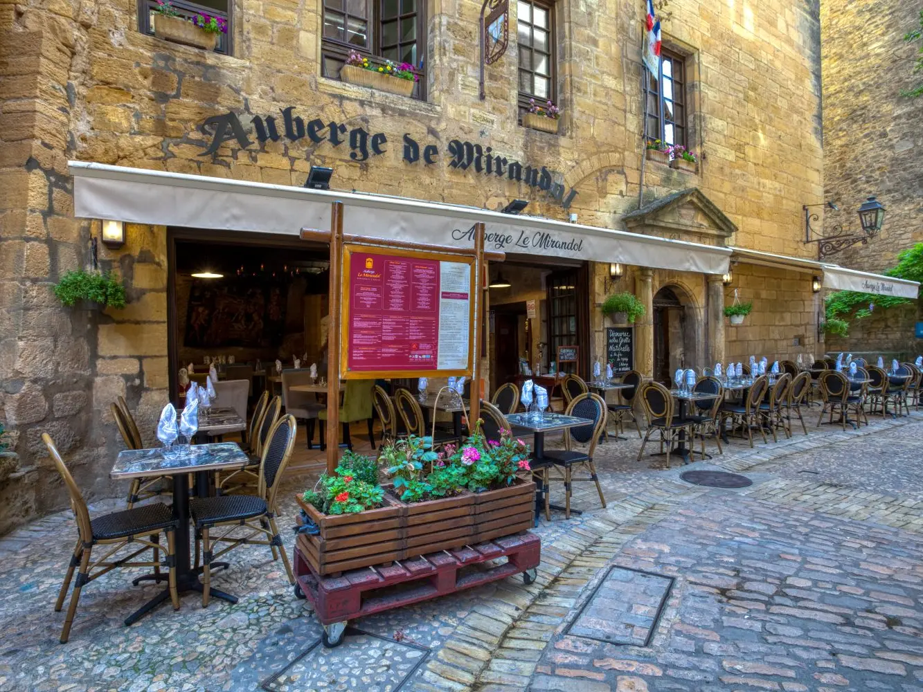 Mirandol-sarlat-terrasse