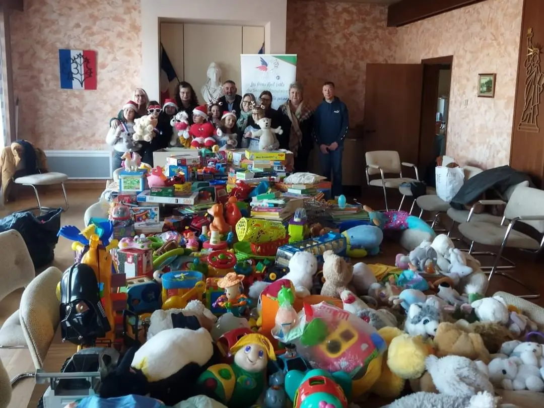 Collecte de jouets organisée par le CMJ pour le Secours Populaire