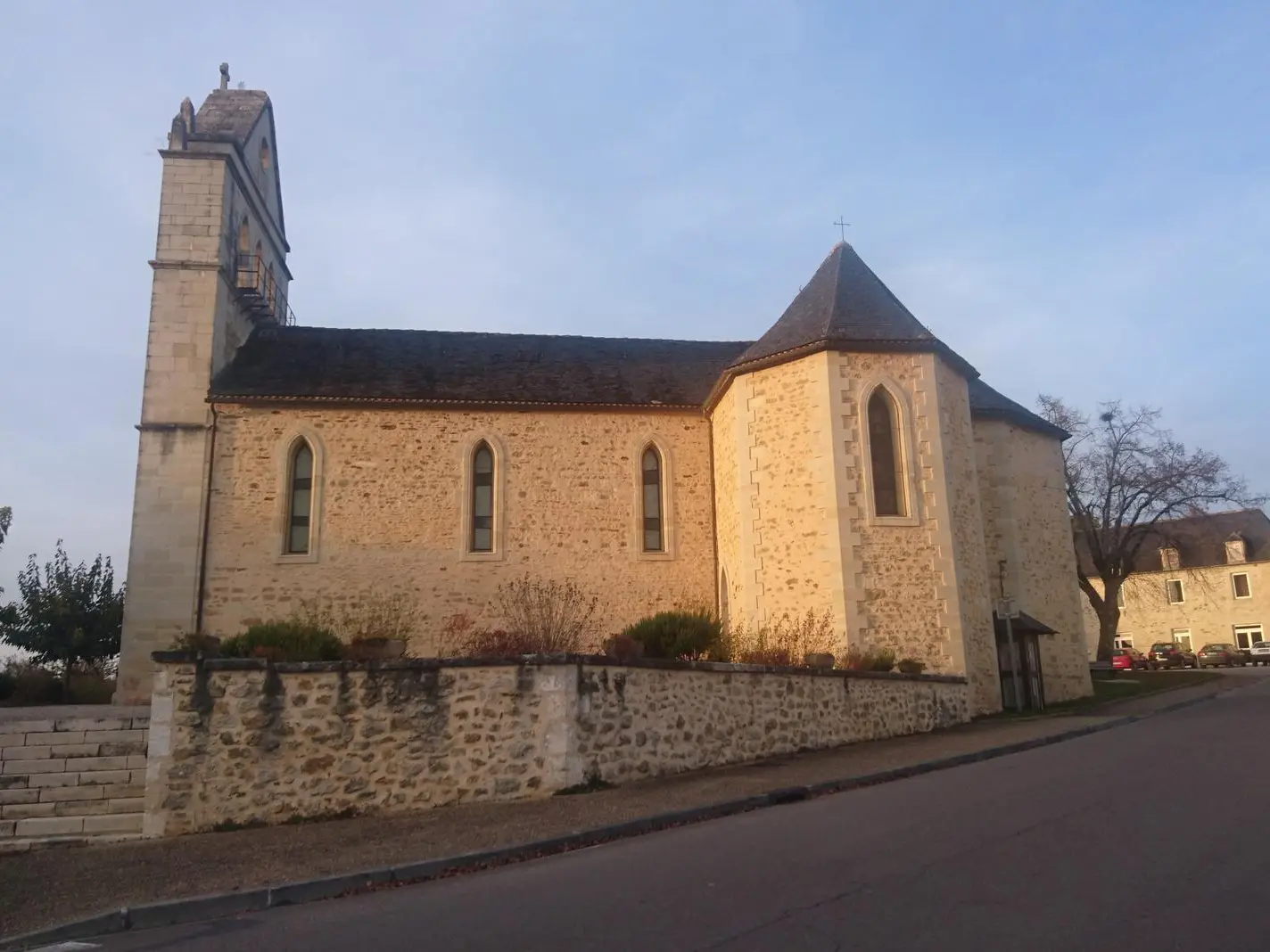 Eglise-St-Louis-de-Peyrignac-