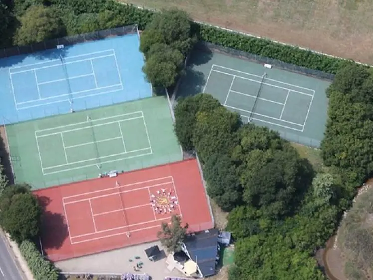 Tennis Kerdual - La Trinite sur Mer - Morbihan Bretagne Sud