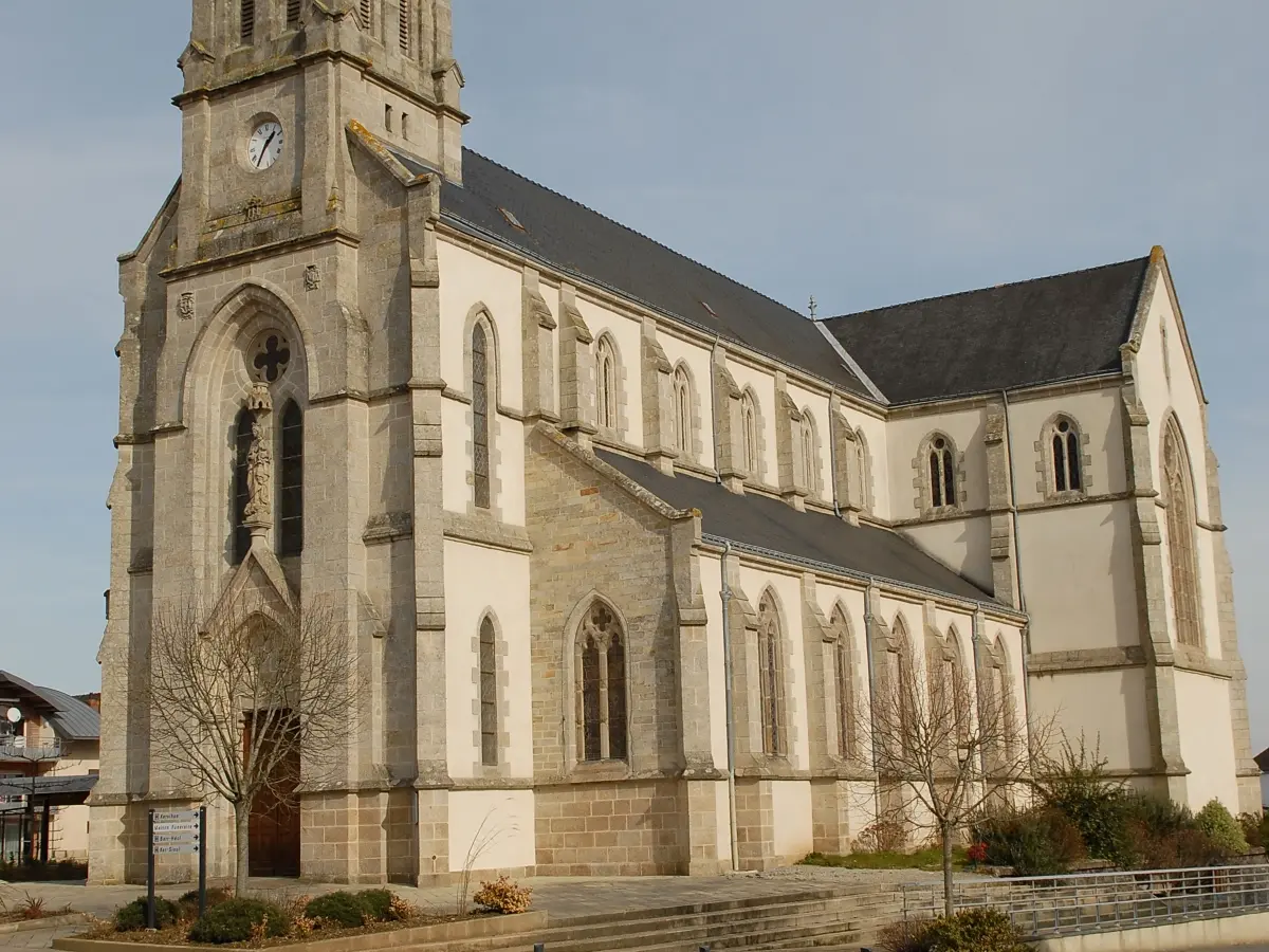 Bréhan L'église Paroissiale de