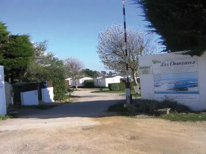 CAMPING LES ORMEAUX