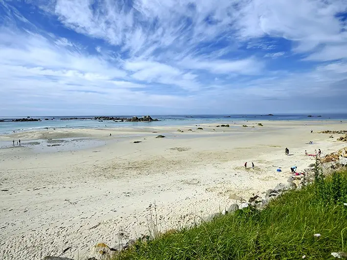 Plage de Kerfissien à Cléder