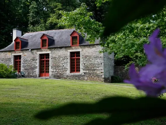 Christiane De Thalouët, Quelneuc, Destination Brocéliande, Bretagne