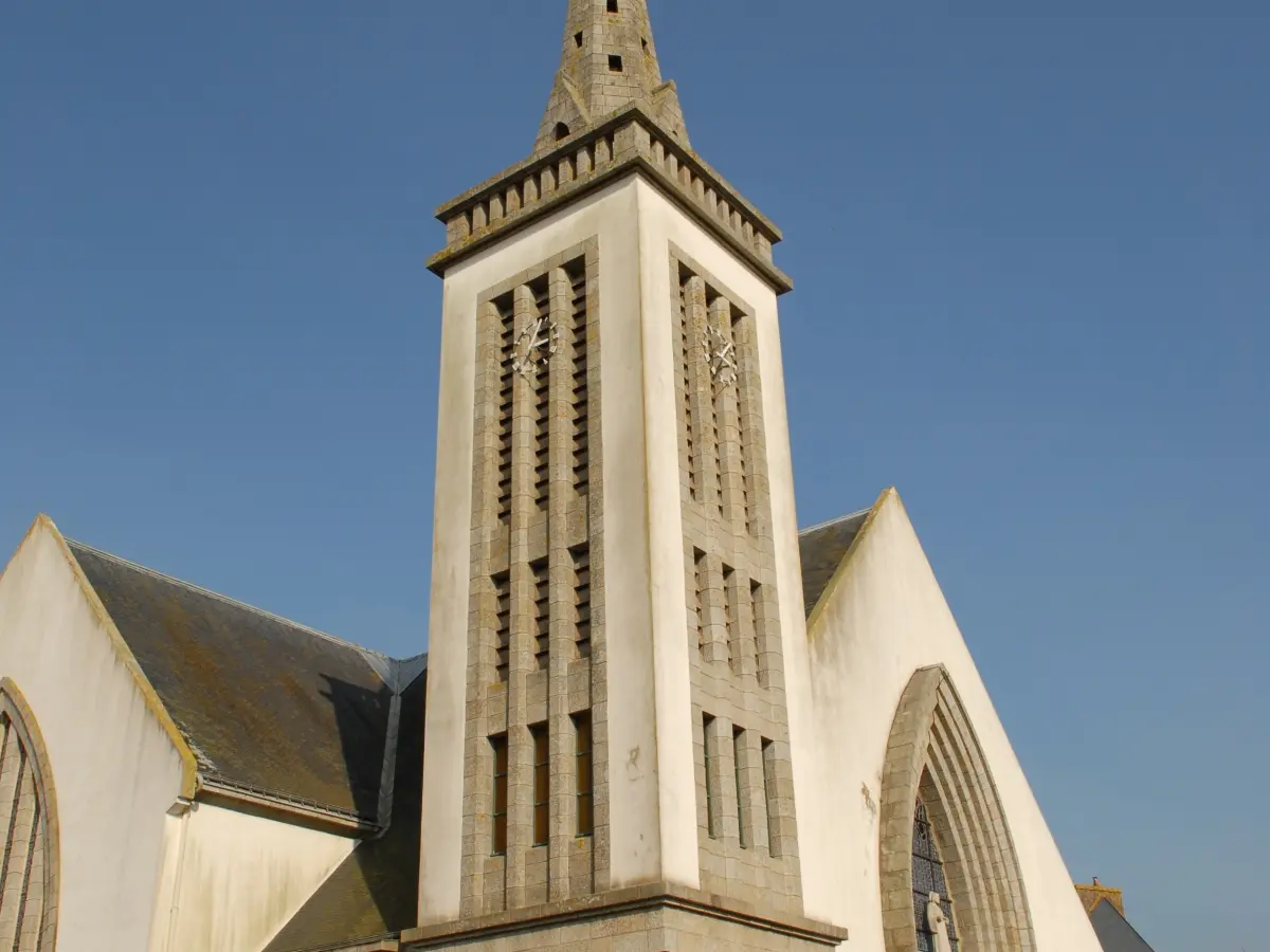 PLEUGRIFFET_Eglise_paroissiale_0006