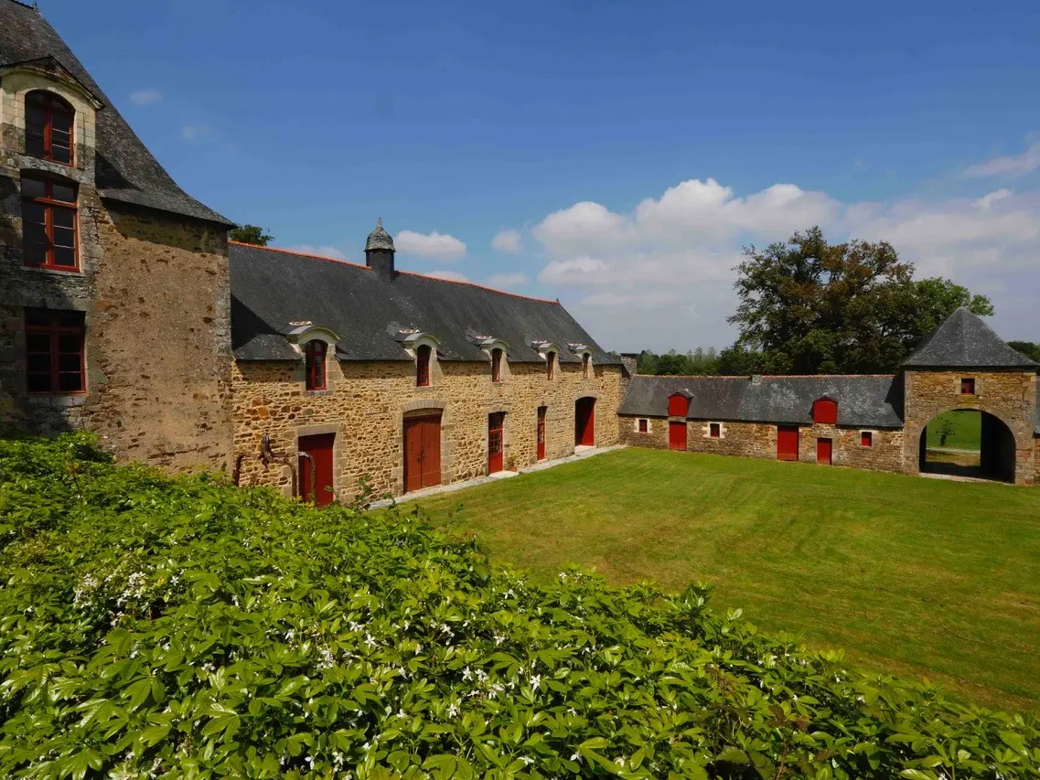 chateau de la Ville QUéno