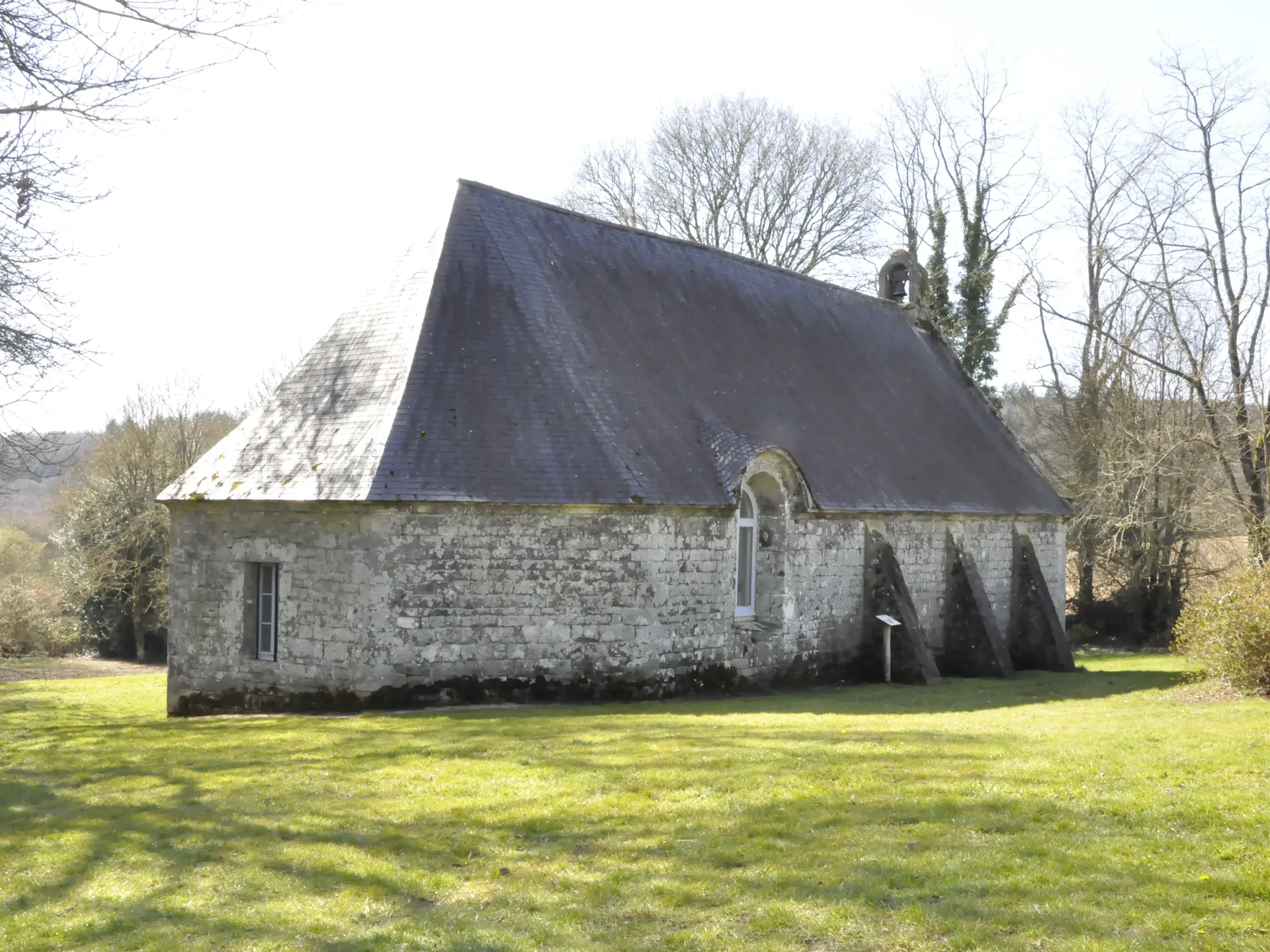 chapelle St Servais - Langoëlan - Pays roi Morvan - Morbihan Bretagne Sud - ©OTPRM (2)